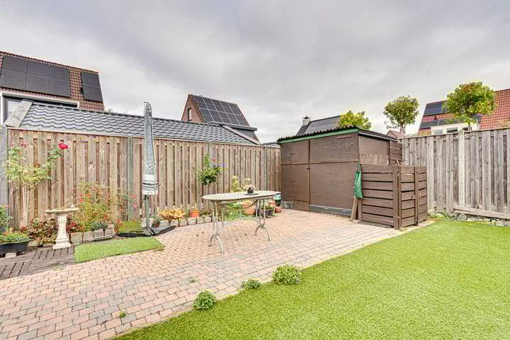 Photo 76 of Pauwenhof 17