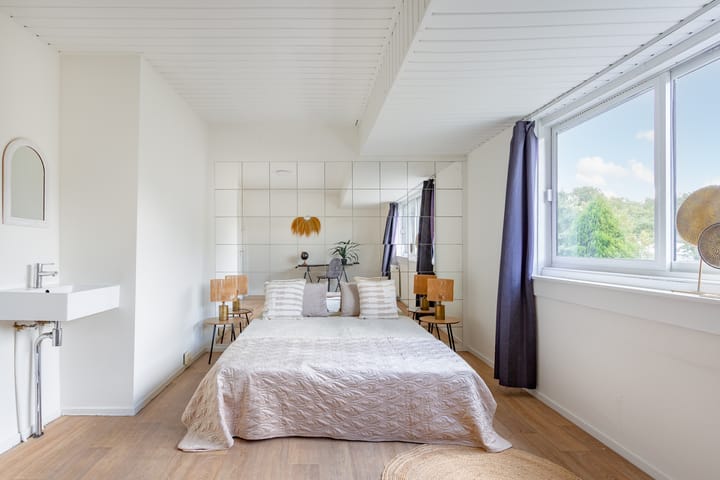 Photo 28 of Nieuwemeerdijk 219