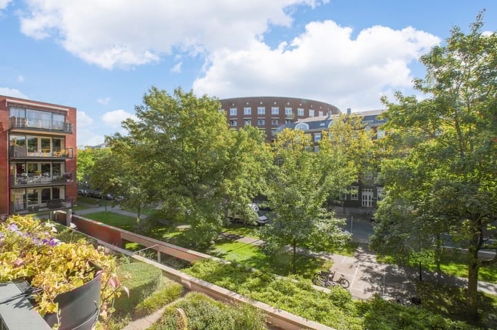 Foto 32 van KNSM-laan 695