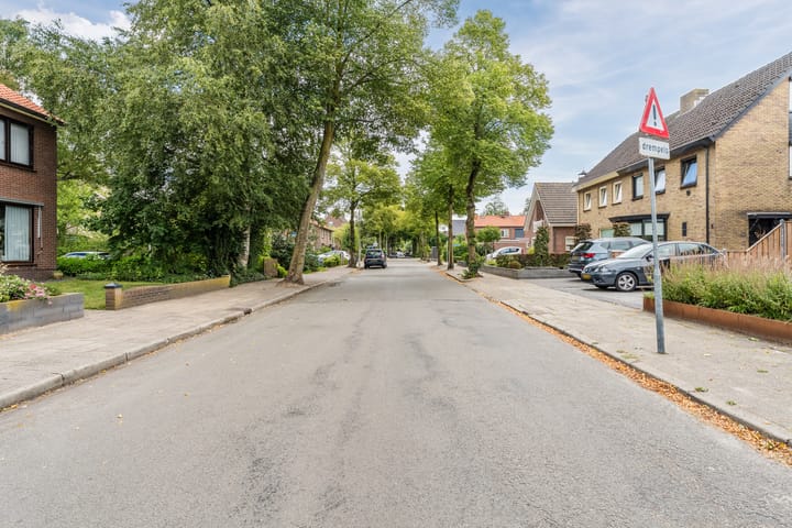 Foto 50 van Hortensiastraat 12