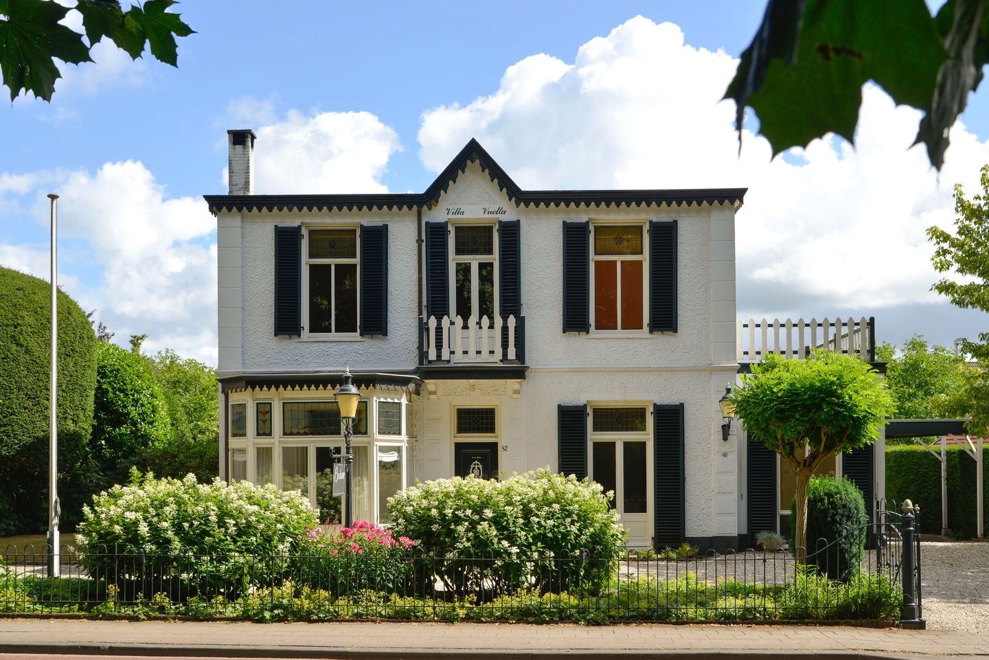 Foto 1 van Eemnesserweg 82