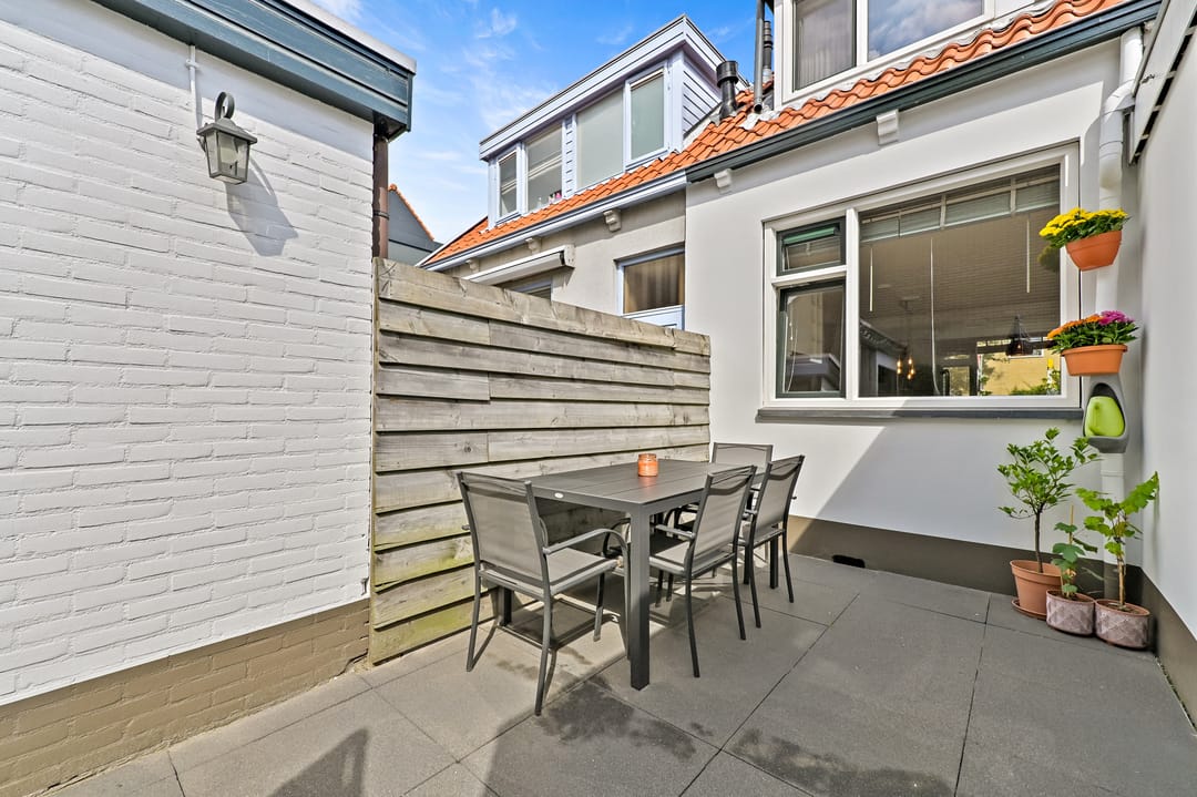 Foto 13 van Julianalaan 14