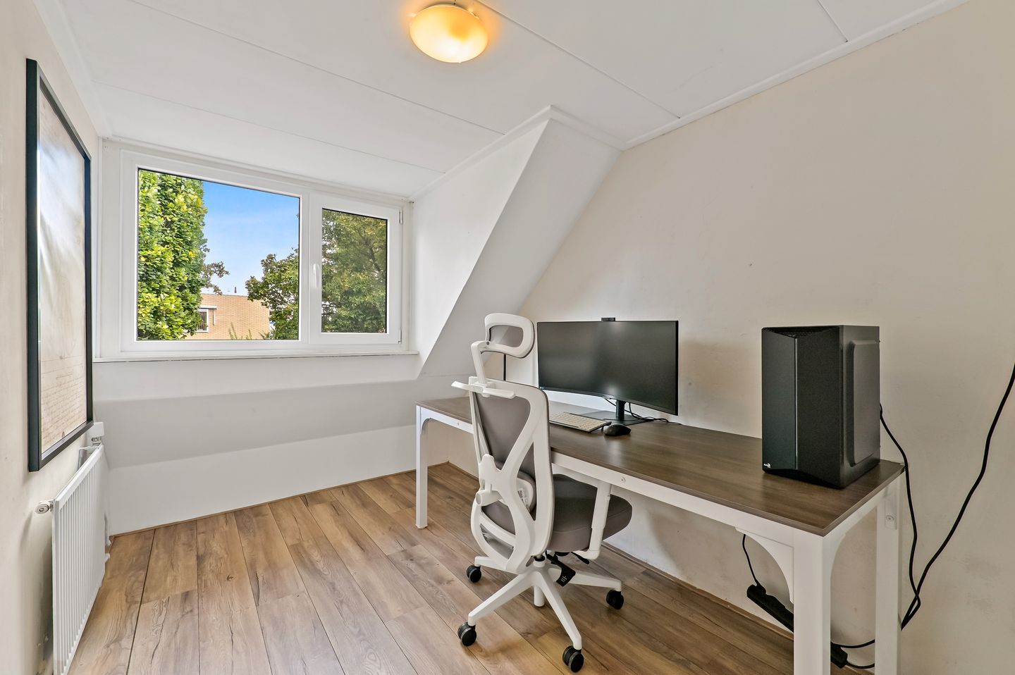 Foto 35 van Julianalaan 14