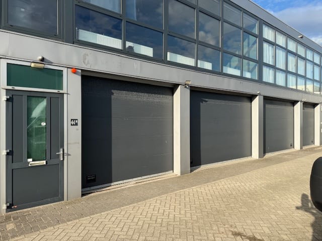 Bekijk foto 3 van Wijkermeerweg 44-R