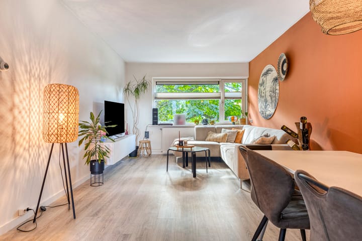 Foto 4 van Planetenstraat 15