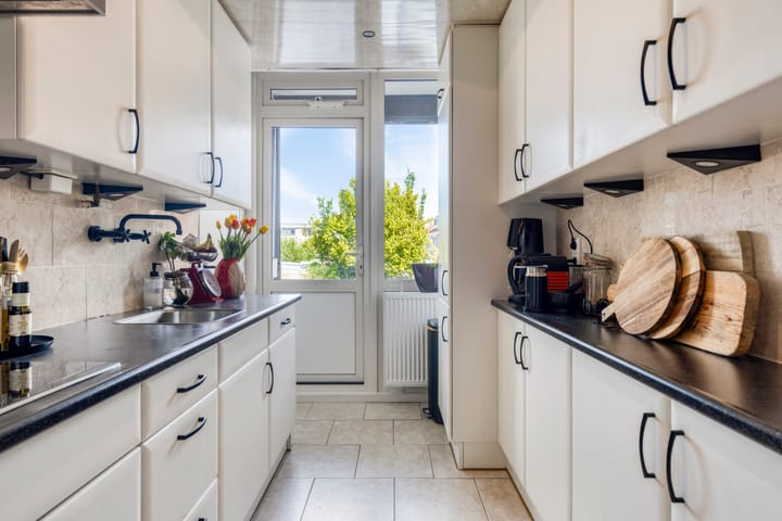 Foto 8 van Planetenstraat 15