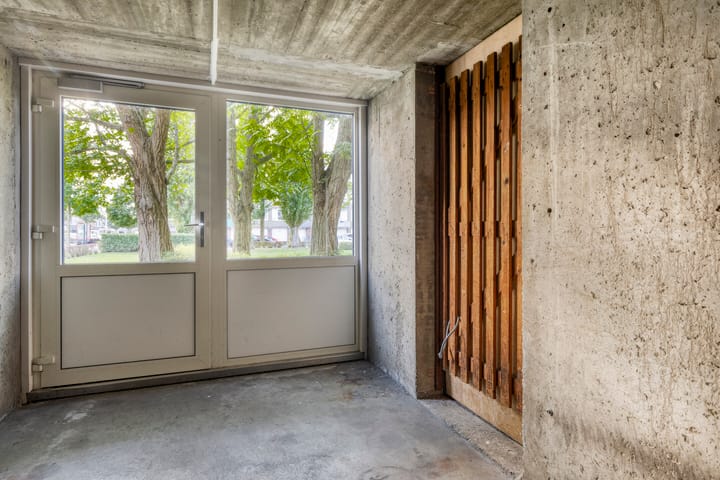 Foto 24 van Planetenstraat 15