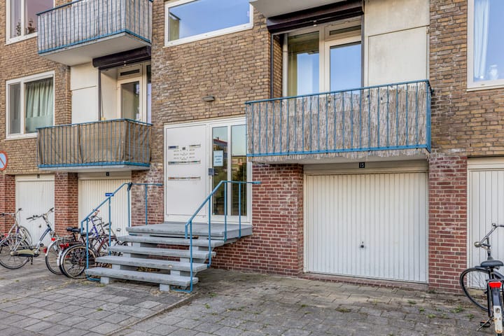 Foto 25 van Planetenstraat 15