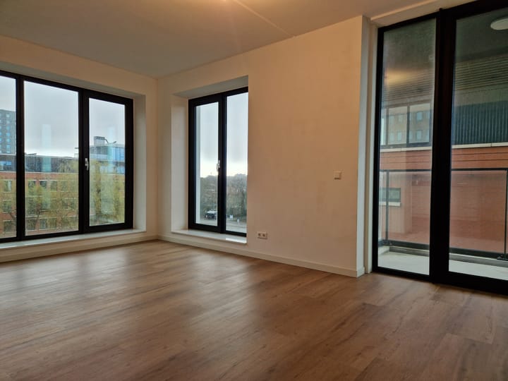 Photo 4 of Maanplein 112-F