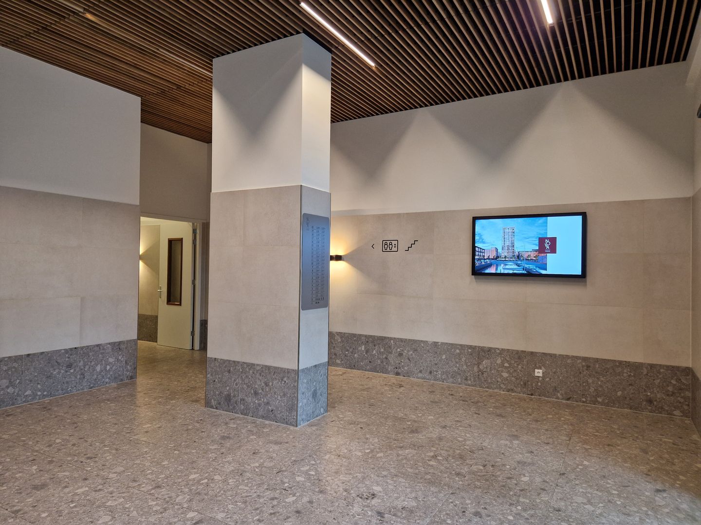 Photo 20 of Maanplein 112-F