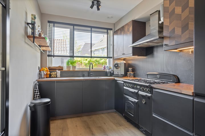 Foto 4 van Middenstraat 7