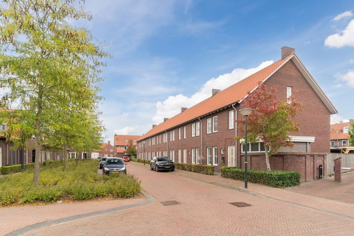 Foto 3 van Emmastraat 16