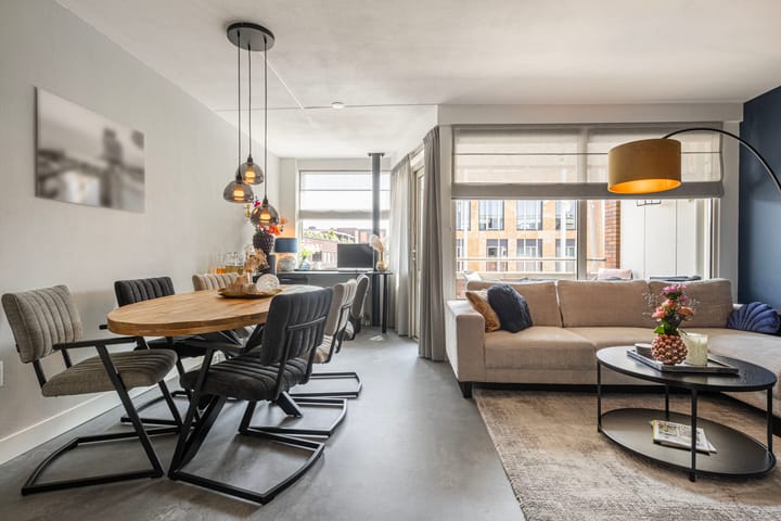 Foto 2 van Raadhuisplein 13-F