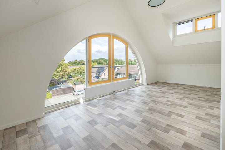 Photo 12 of Van Wijnbergenlaan 10-G