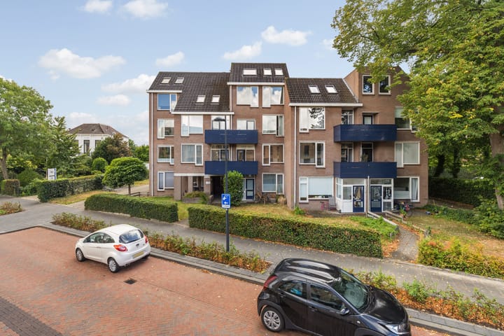 Photo 12 of Teteringsedijk 54-B