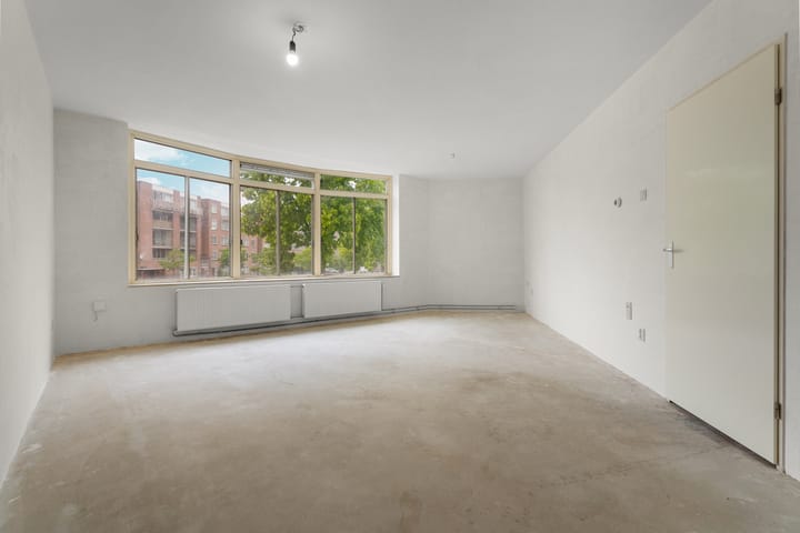 Foto 2 van Charlotte Brontéstraat 130