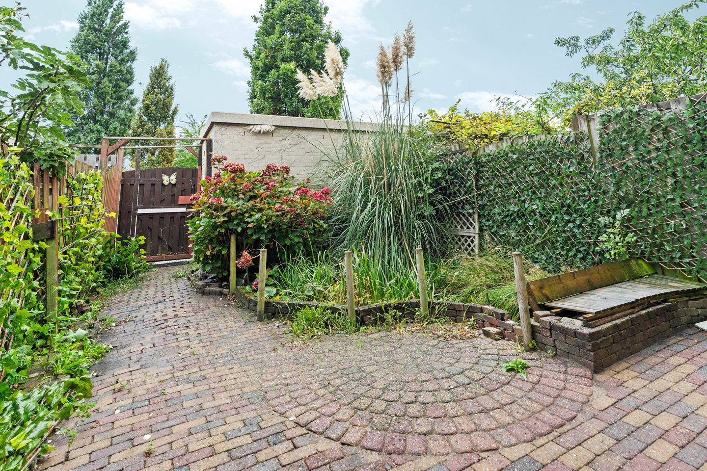 Photo 25 of Floraweg 16