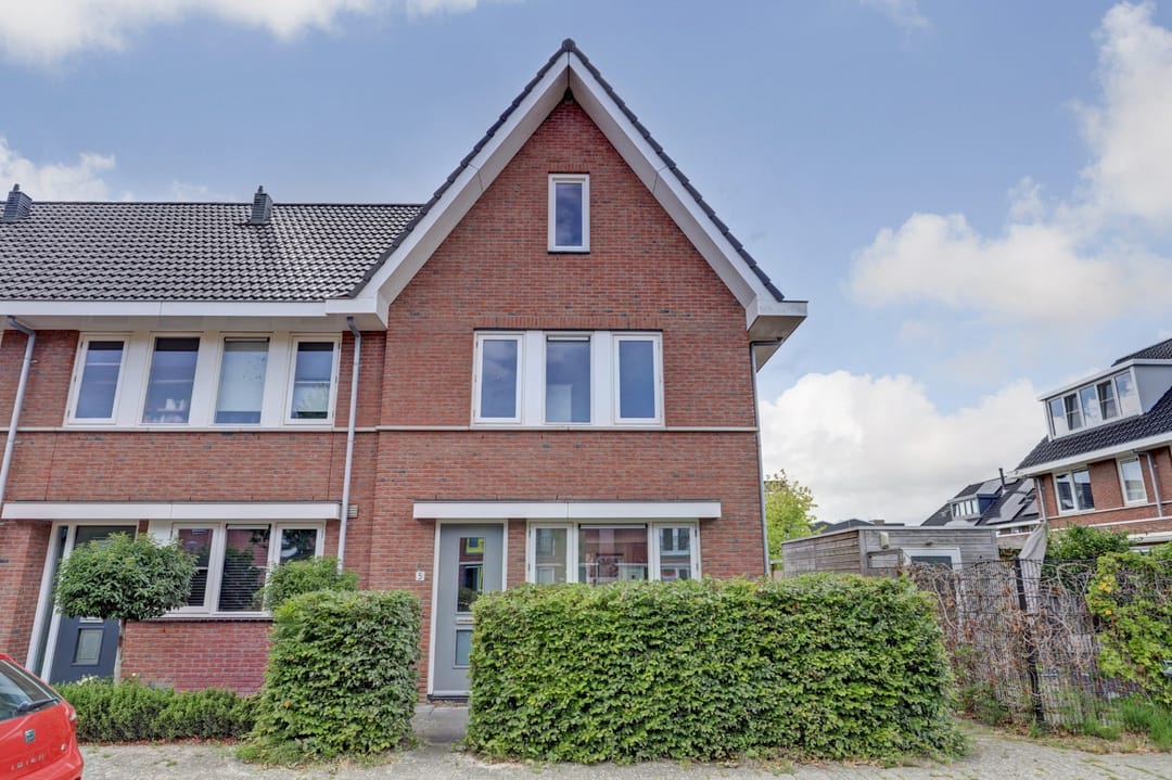 Foto 1 van Albert van Damstraat 5