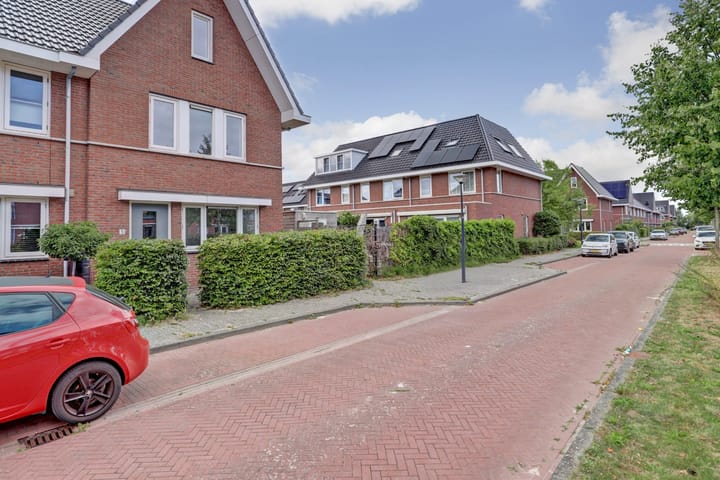 Foto 4 van Albert van Damstraat 5