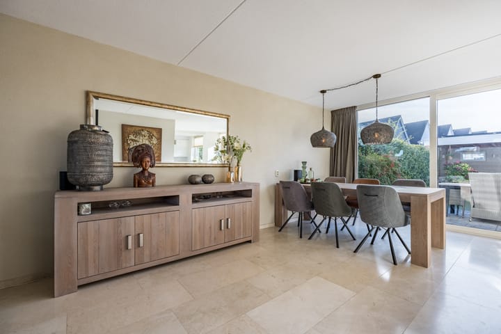 Photo 8 of Componistenpad 11