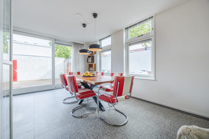 Photo 18 of Elsstraat 5