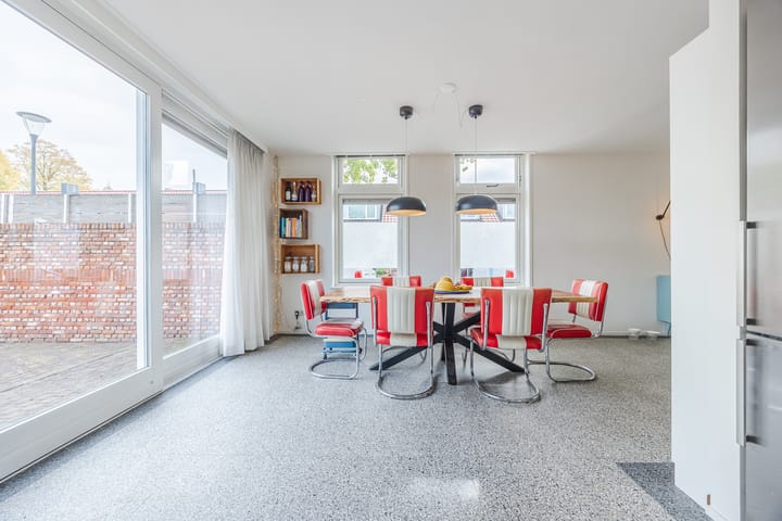 Photo 23 of Elsstraat 5