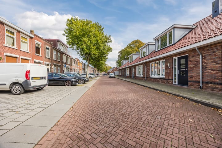 Photo 48 of Elsstraat 5