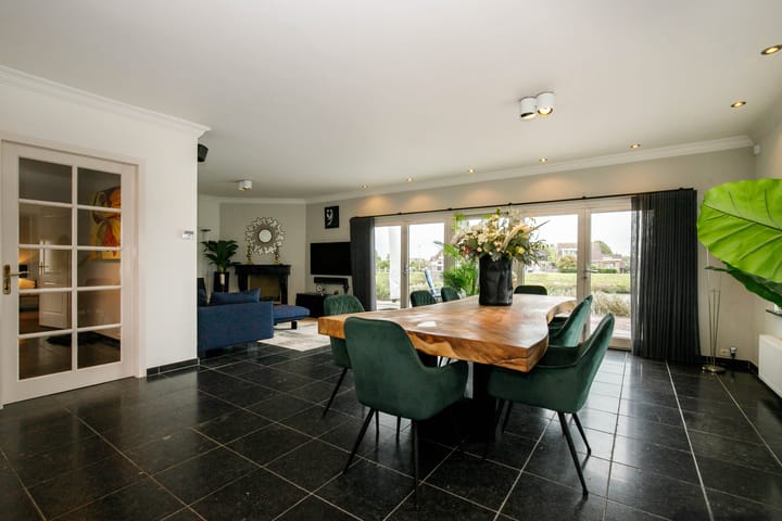 Foto 14 van Uiterwaard 105