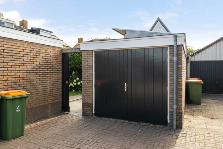 Foto 50 van Meidoornlaan 20