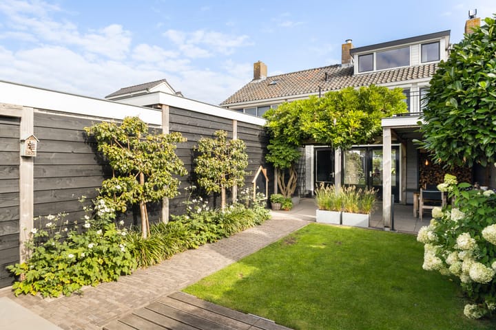 Foto 52 van Meidoornlaan 20