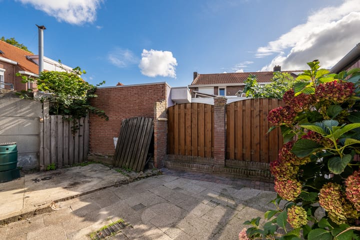 Foto 16 van Hertstraat 15