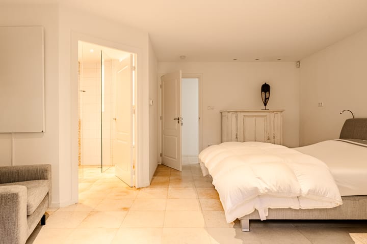 Photo 47 of Vondellaan 71-A