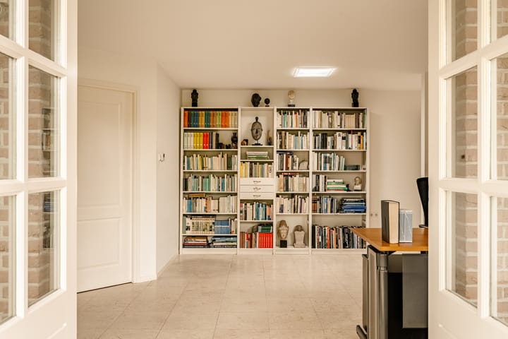 Photo 49 of Vondellaan 71-A