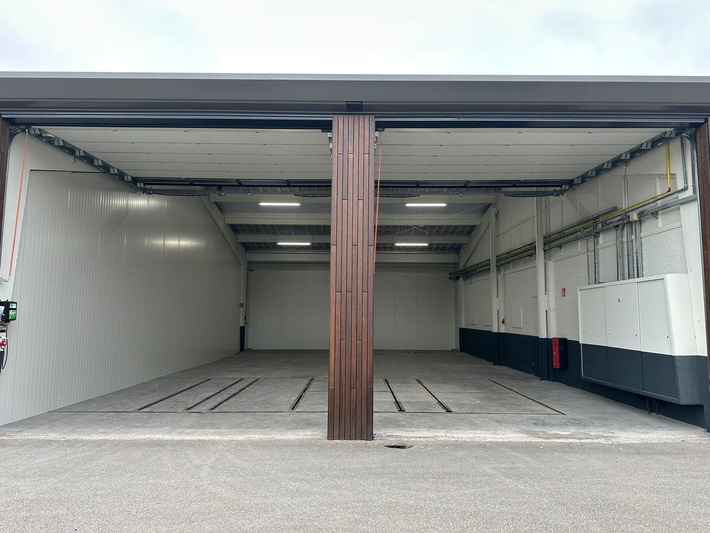 View photo 3 of Industrieweg 27