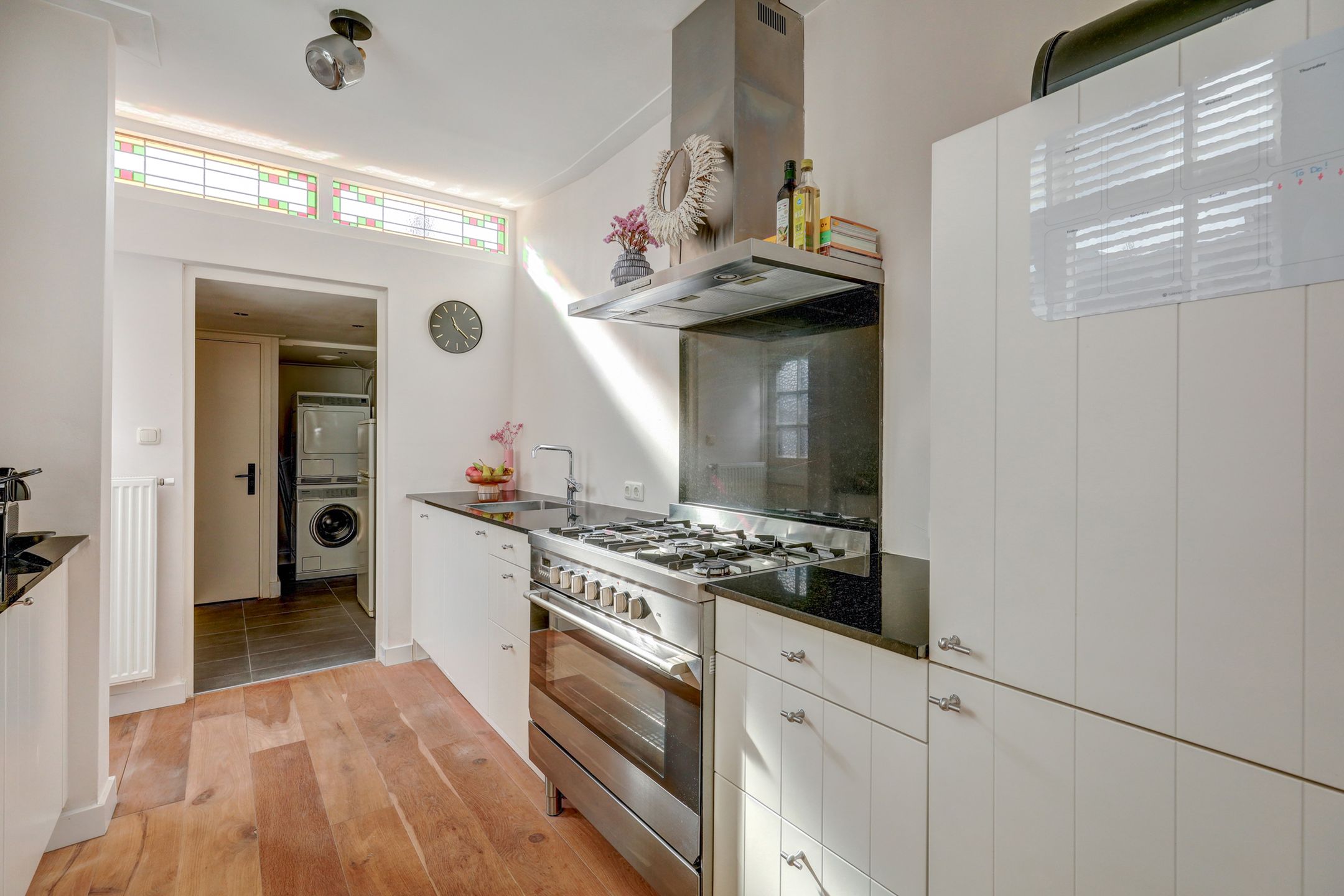 Foto 15 van Van Riebeekstraat 104