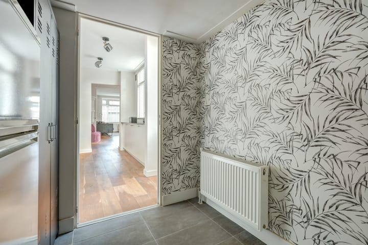 Foto 16 van Van Riebeekstraat 104