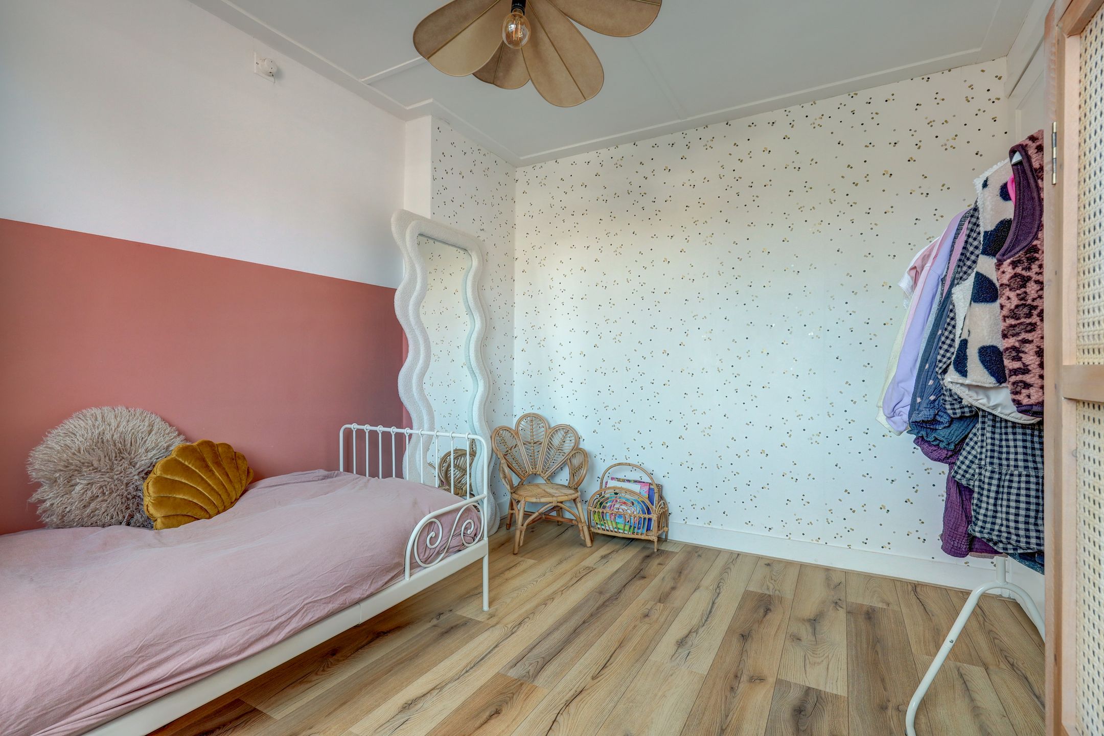 Foto 21 van Van Riebeekstraat 104