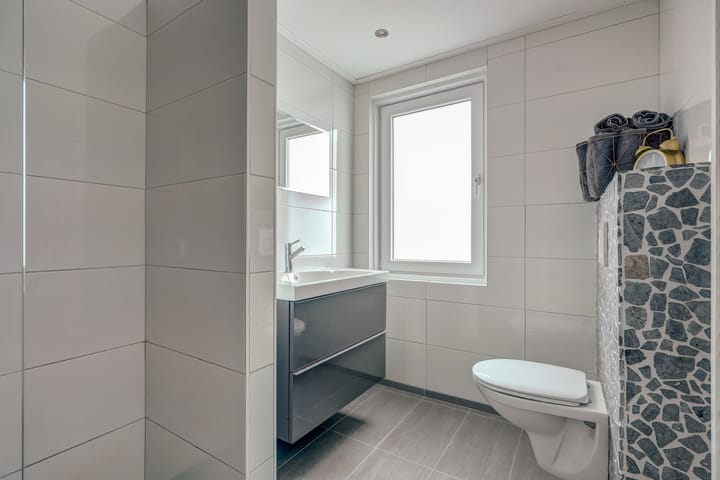 Foto 26 van Van Riebeekstraat 104