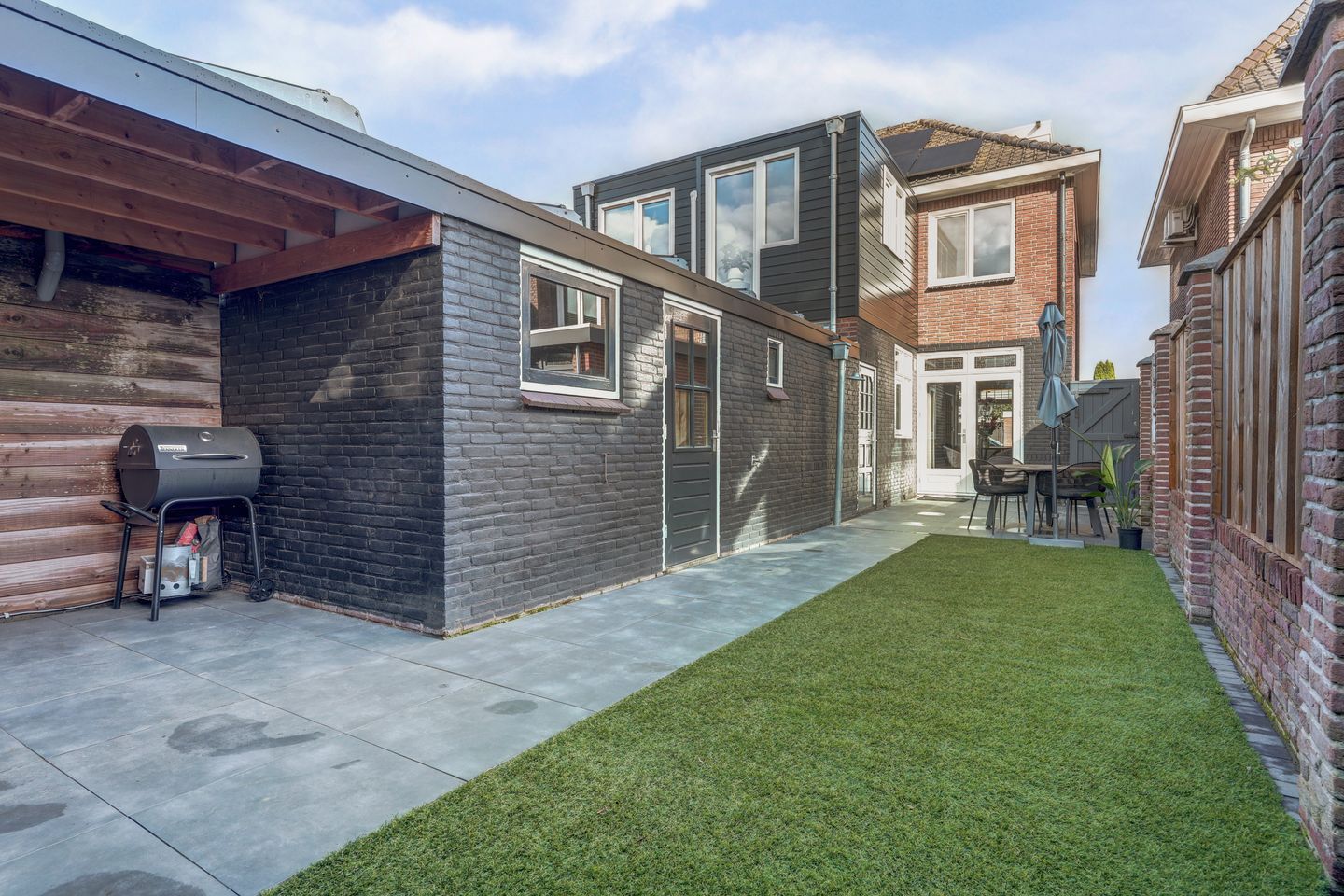 Foto 35 van Van Riebeekstraat 104