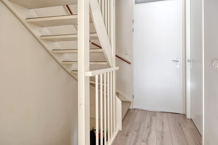 Foto 12 van Roerstraat 74