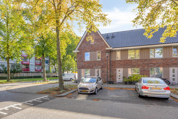 Foto 28 van Roerstraat 74