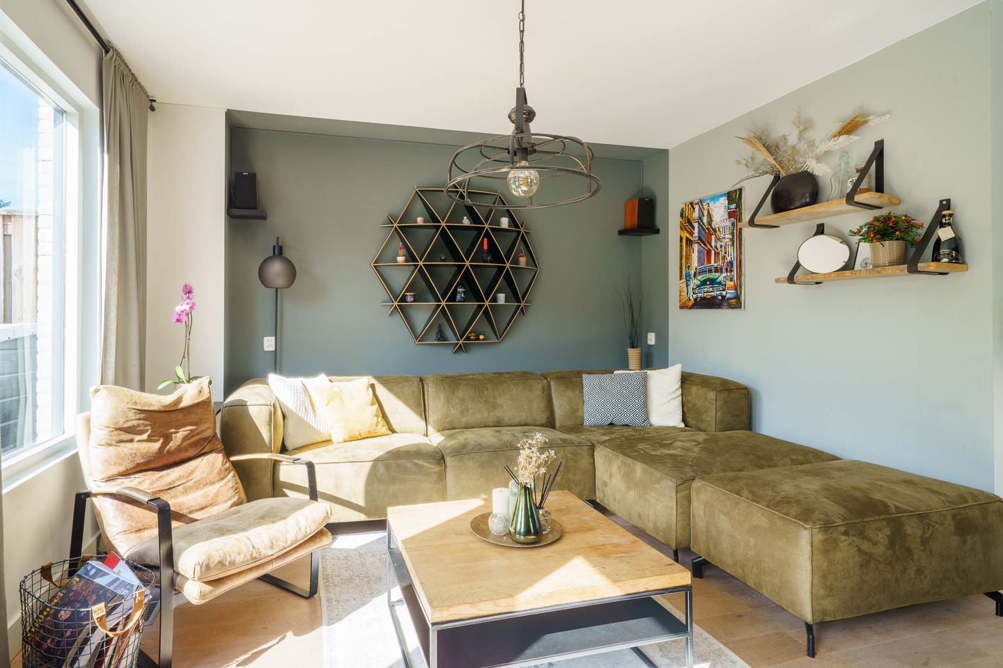 Photo 10 of Oosterhoutstraat 48