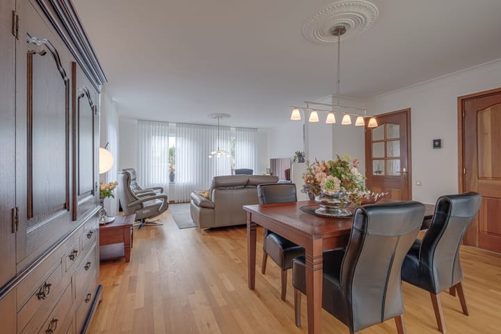 Foto 12 van Beukstraat 4