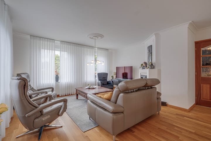 Foto 13 van Beukstraat 4