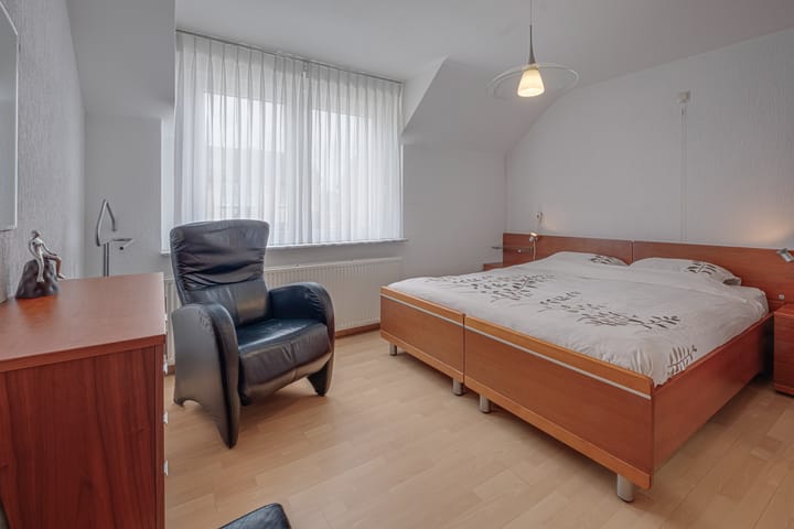 Foto 16 van Beukstraat 4