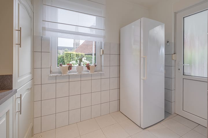 Foto 32 van Beukstraat 4