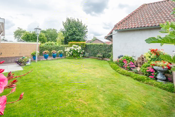 Foto 36 van Beukstraat 4