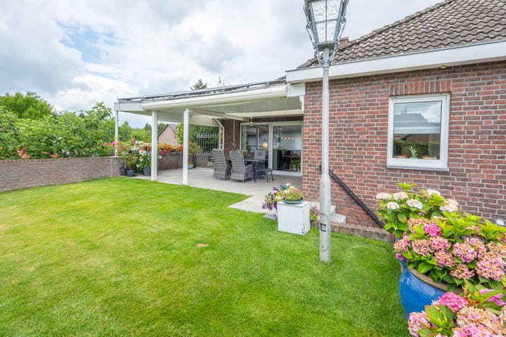 Foto 37 van Beukstraat 4