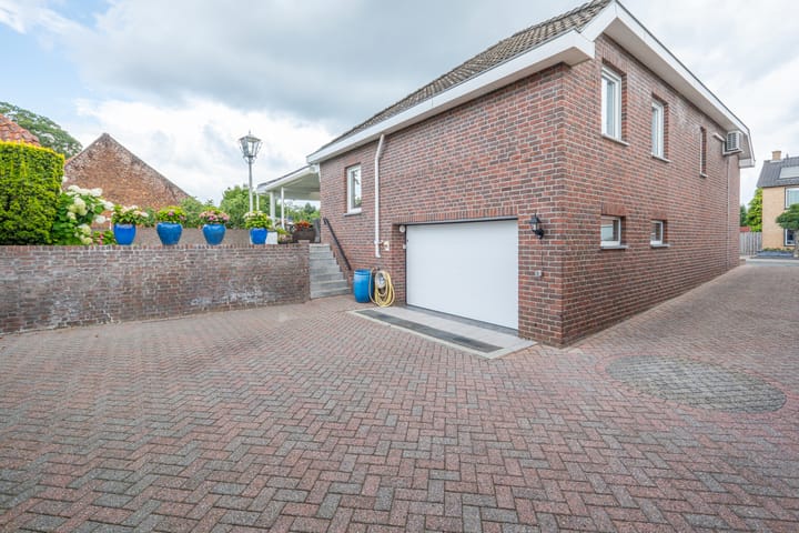 Foto 50 van Beukstraat 4