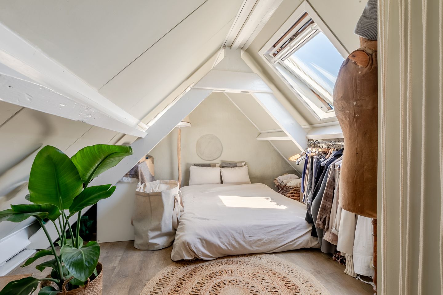 Foto 25 van Rollandstraat 28